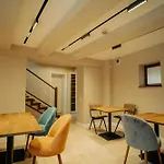 Zen Den